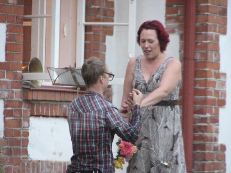 Suvelavastus Viina Vanne